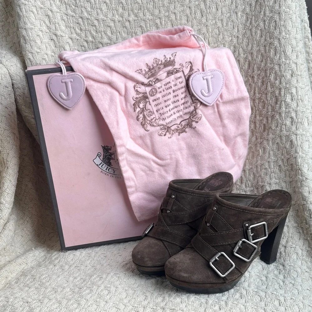 Juicy Couture Colette platform heels. - Picture 1 of 3
